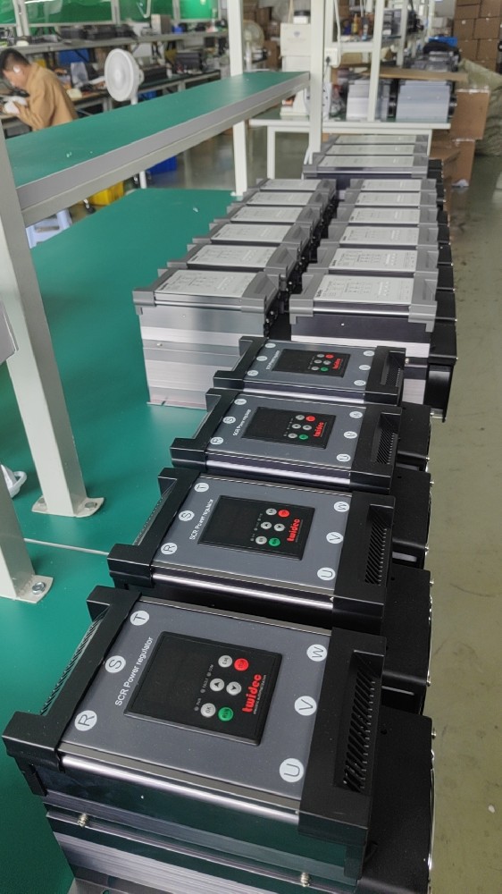 为什么电力调解器的包管丝容易被烧？？？？？？？？